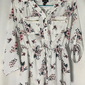 Justify White Floral Blouse‎